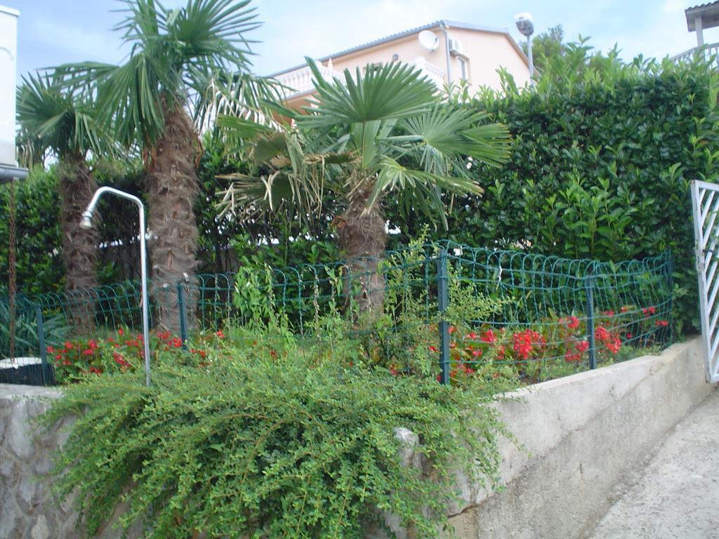 Apartman Kondic Omisalj Bilik gambar