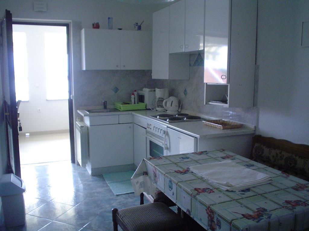 Apartman Kondic Omisalj Bilik gambar