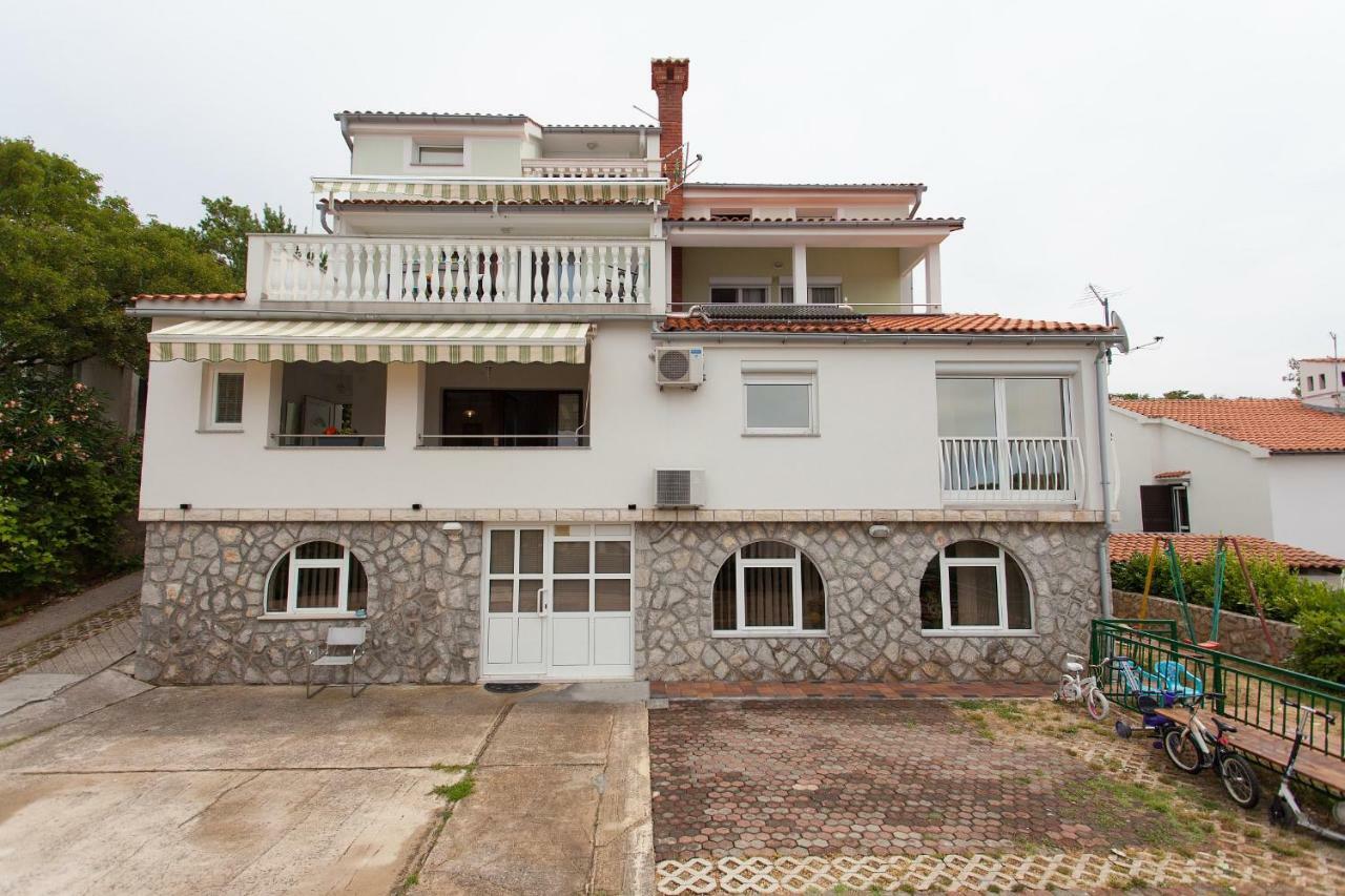 Apartman Kondic Omisalj Luaran gambar