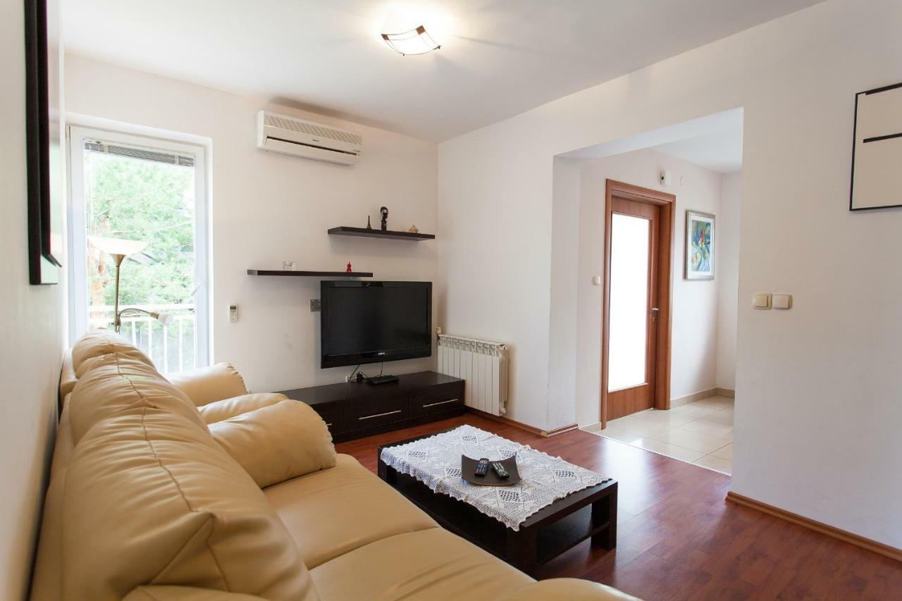 Apartman Kondic Omisalj Luaran gambar