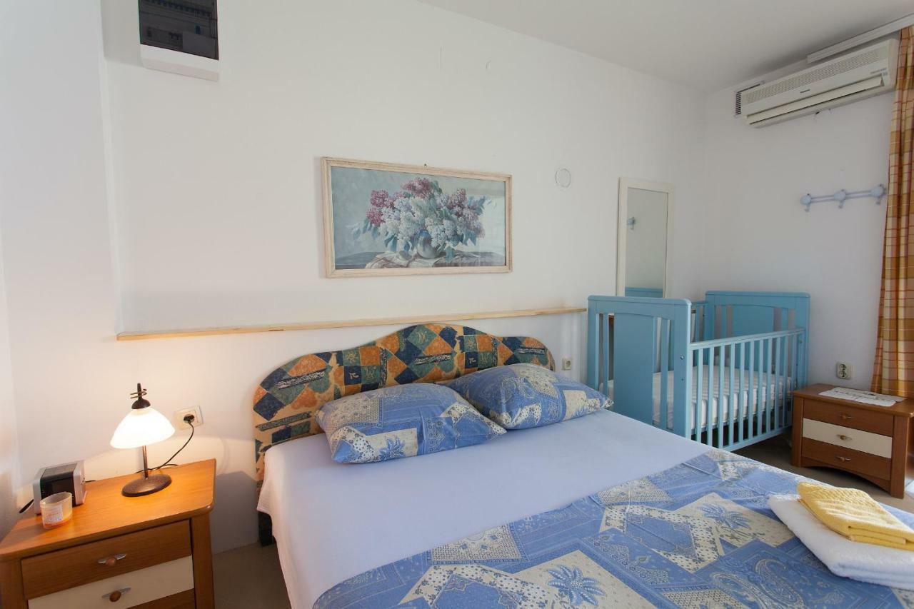 Apartman Kondic Omisalj Luaran gambar